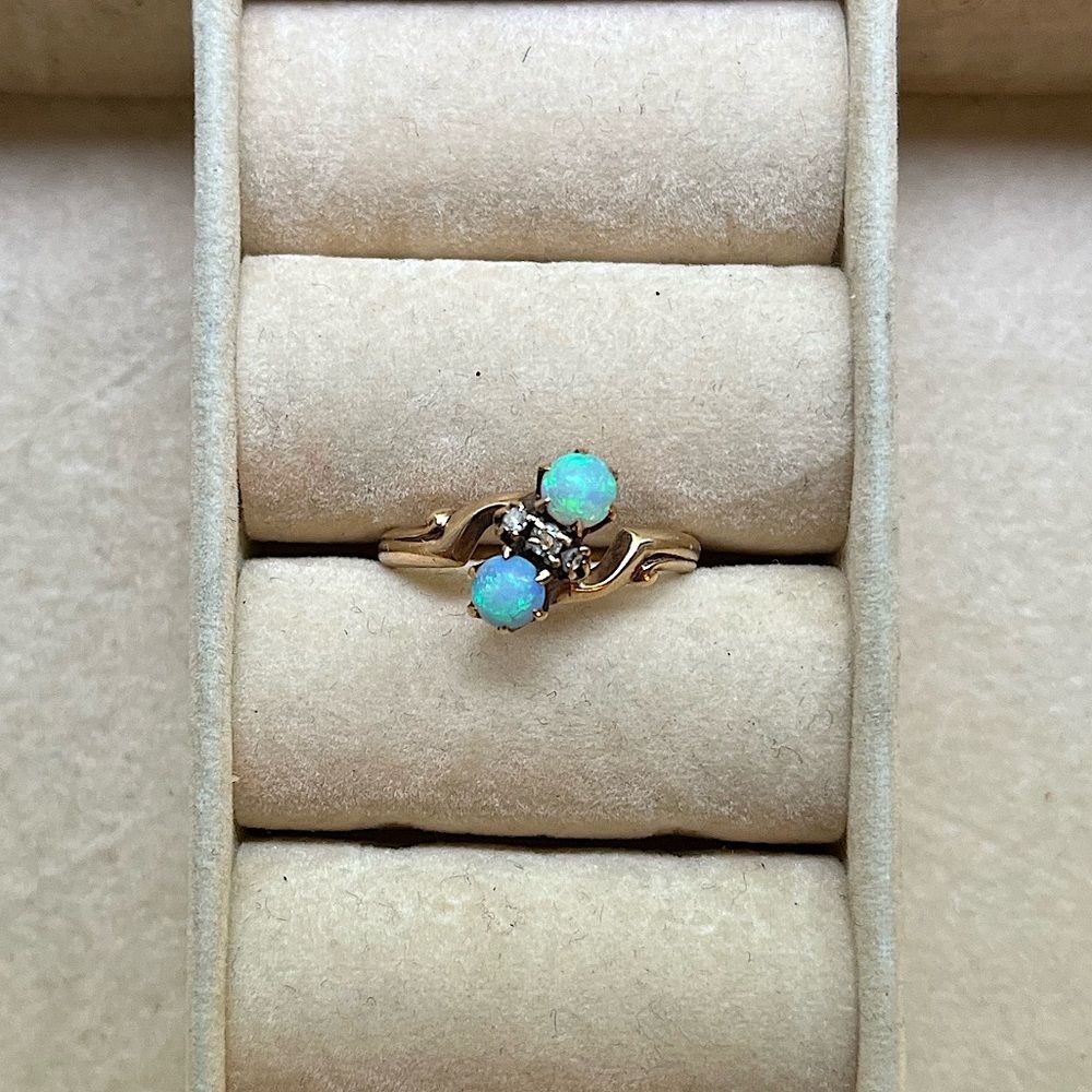Victorian Opal Diamond Ring - Picture 2 of 5